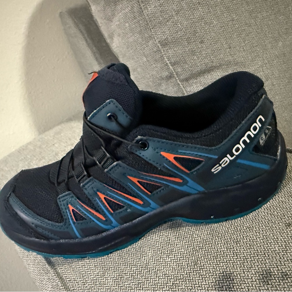 Salomon Black and Orange Trail Shoes Size 4 Big Kids